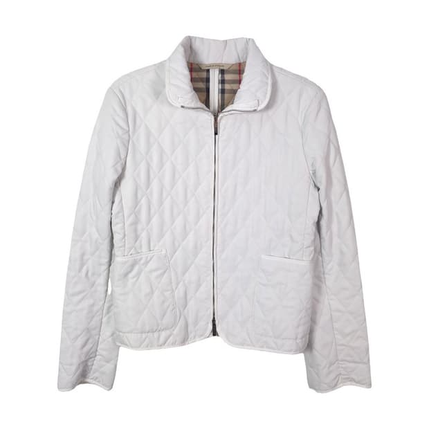 버버리 런던 노바체크 안감 화이트 다이아몬드 퀼팅 자켓