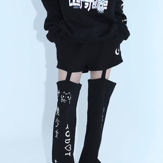 클럿스튜디오 컷아웃 고양이 이모지 팬츠 지뢰계 미소녀 오타쿠 패션