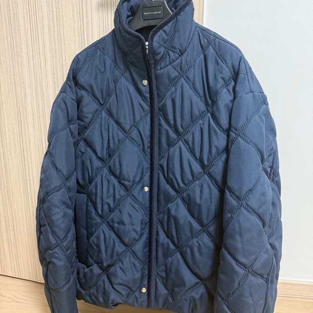 24FW 우영미 퀄팅 패딩 네이비