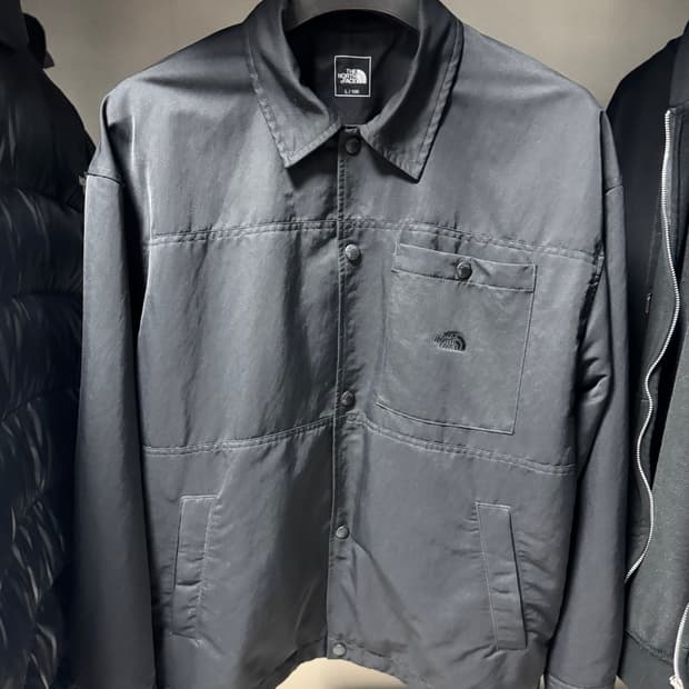 노스페이스 코치 자켓 L (100) 검정 팝니다
