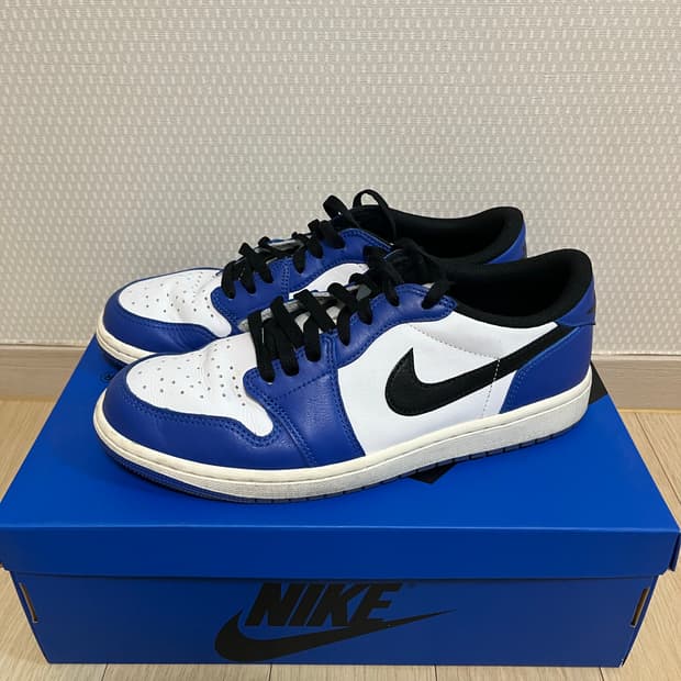 나이키 에어 조던 1 로우 게임 로얄 275