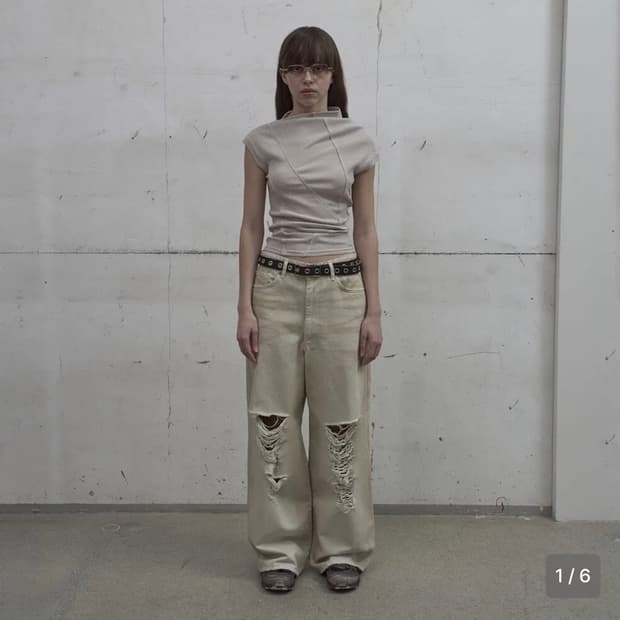 LCDC TM 슬리브리스 탑