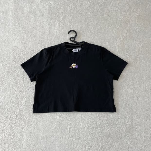 M 아디다스 썸머 크롭 반팔티 블랙 여성