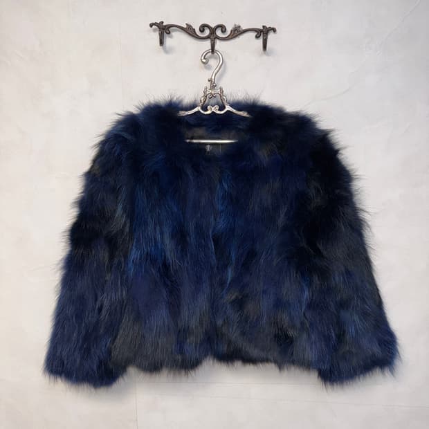 Jindo Klever mixed blue raccoon fur jk