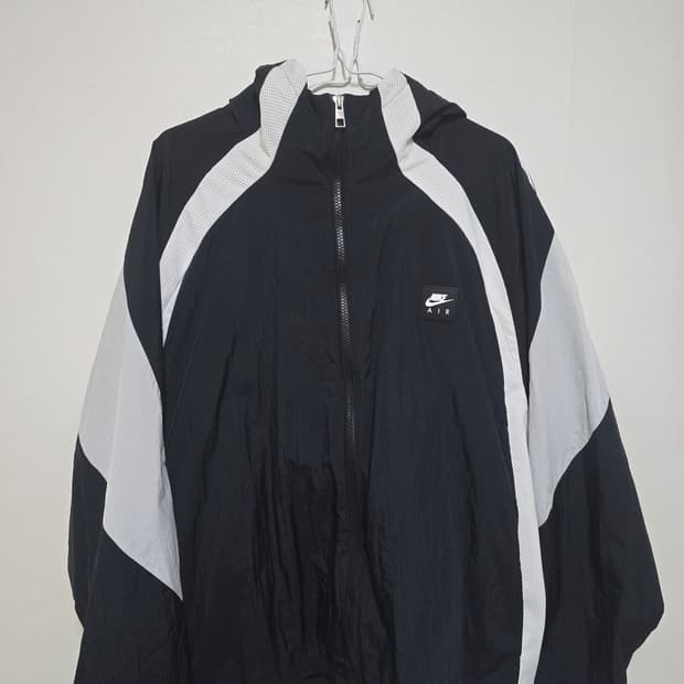 나이키 에어 우븐 바람막이 