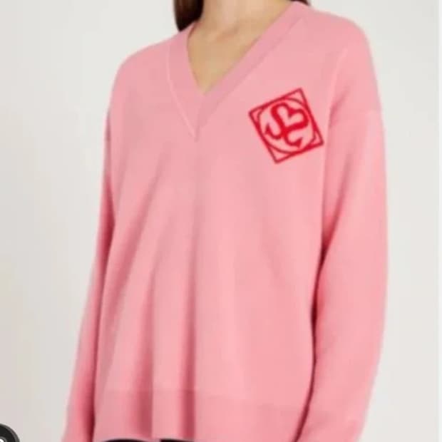 산드로 SANDRO 브이넥 로고 니트 1사이즈