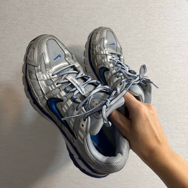 나이키 p-6000 메탈릭실버 285