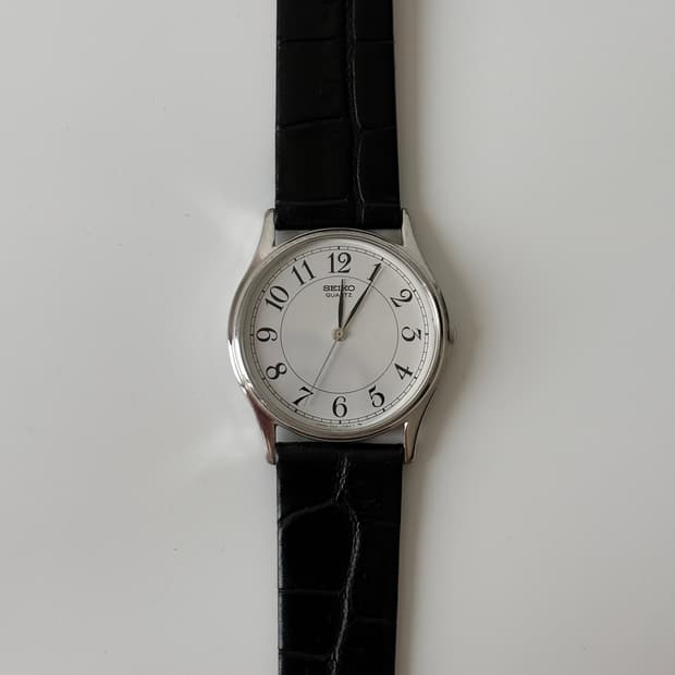 세이코 1980년대 아라빅 인덱스 실버 쿼츠 남성 