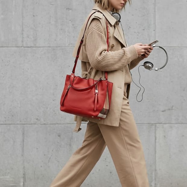 버버리 가방 크로스백/토트백(디올샤넬보테가루이비통구찌셀린느생로랑발렌시아가