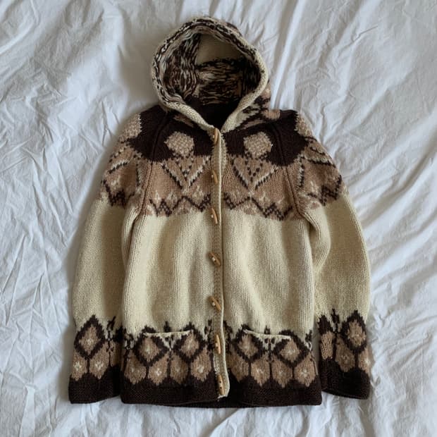 크림 떡볶이 가디건