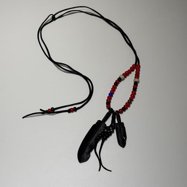 Rooster King 조니 뎁 페더 목걸이