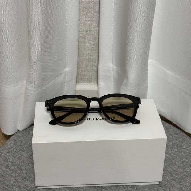 젠틀몬스터 제이드 BR