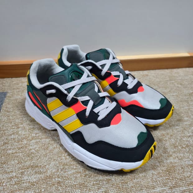 아디다스 오리지날 Yung-96 [240mm]