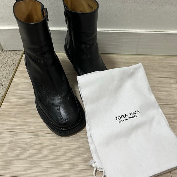 Toga 부츠