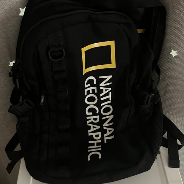 네셔널지오그래픽 백팩 가방 팝니다