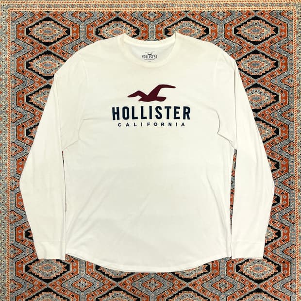 홀리스터 스펠로고 화이트 긴팔티셔츠 남성XL