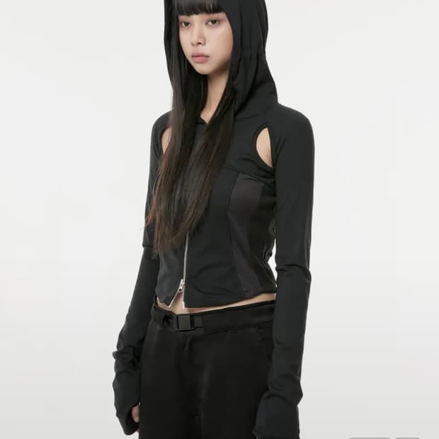 플레어업 컷아웃 후드 집업 블랙