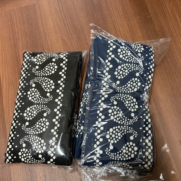 캐피탈 헴프 레이온 반다나 패턴 케사 머플러 네이비