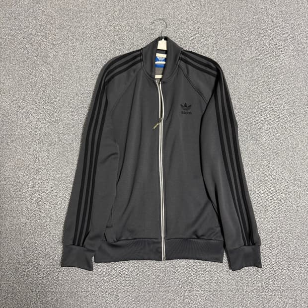 아디다스 슈퍼스타 져지 차콜 블랙 M SST 트랙탑 유일매물 희귀