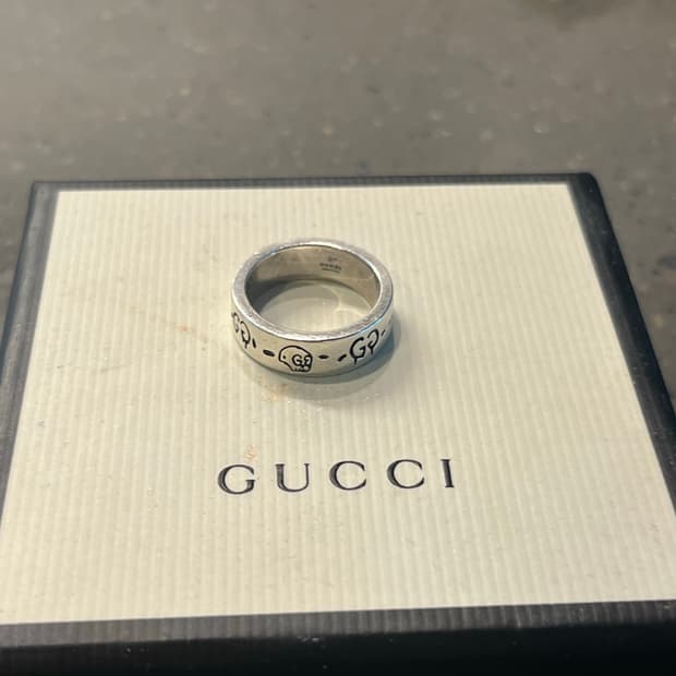 구찌 고스트링 실버 13호