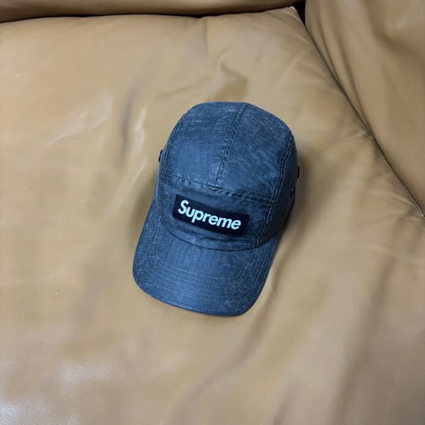 Supreme 슈프림 23fw 디스트레스드 블랙 캠프캡 모자 Black