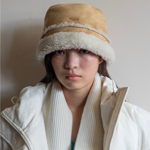 [새상품] 튜드먼트 TEDDY TRIM MUSTANG HAT_BEIGE