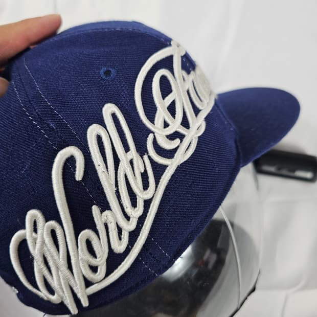 뉴에라슈프림스냅백