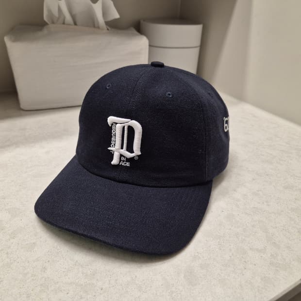 Palyhollywood 팔리할리우드 "P" hat 네이비 볼캡