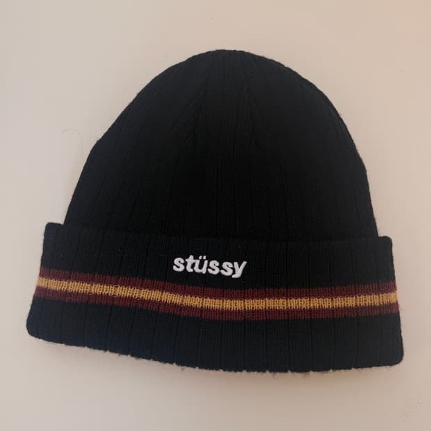 스투시(stussy) 스포츠 스트라이프 스컬캡 비니