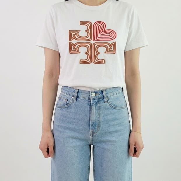 정품 토리버치 하트 자수 로고 반팔 티셔츠 (M)