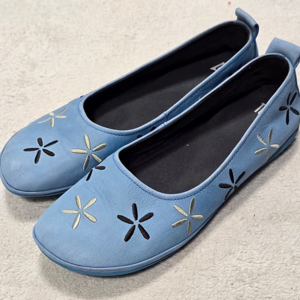 Camper 캠퍼 트윈스 블루 누벅 발레리나 40