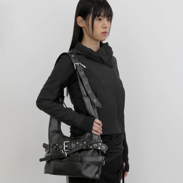 플레어업 3 레이어드 벨트 백 블랙