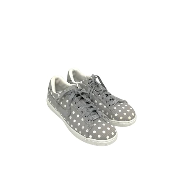Adidas (230)