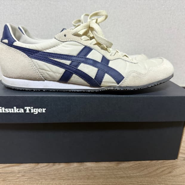 오니츠카 타이거 세라노 