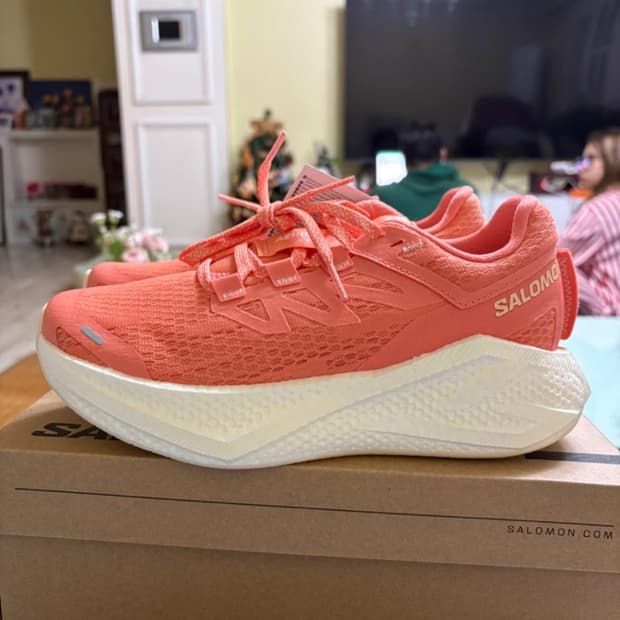 살로몬 에어로 글라이드 3 W 235 런닝화