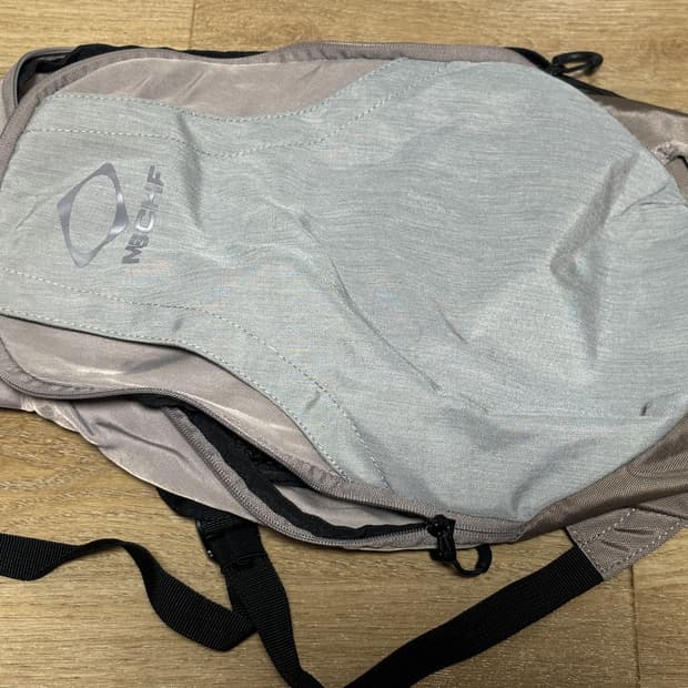 미스치프 롬버스 백팩 핑크