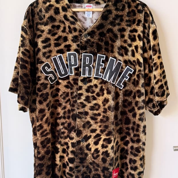 슈프림(SUPREME) 벨벳 베이스볼 저지 레오파드