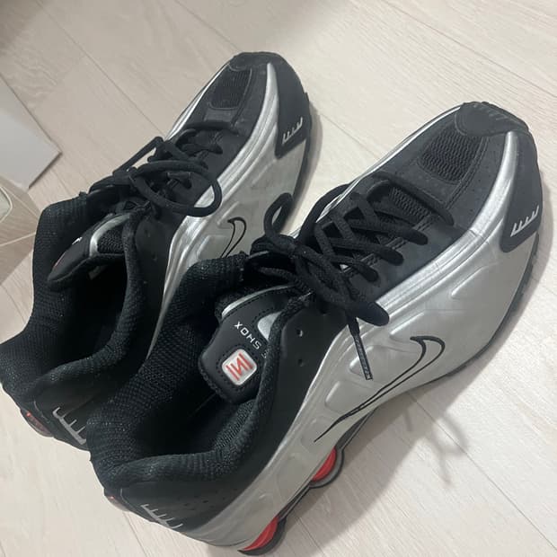 나이키샥스 r4 290