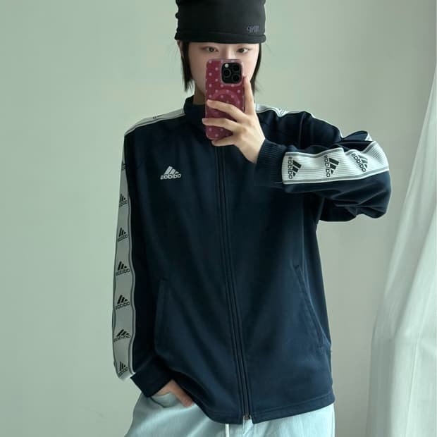 아디다스 사이드 트랙 로고 져지