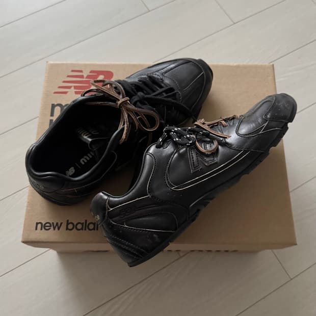 Miumiu newbalance 41사이즈