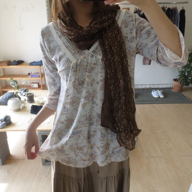 빈티지 레이스 탑 