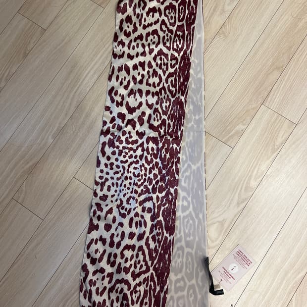 레오파드 프린트 스카프