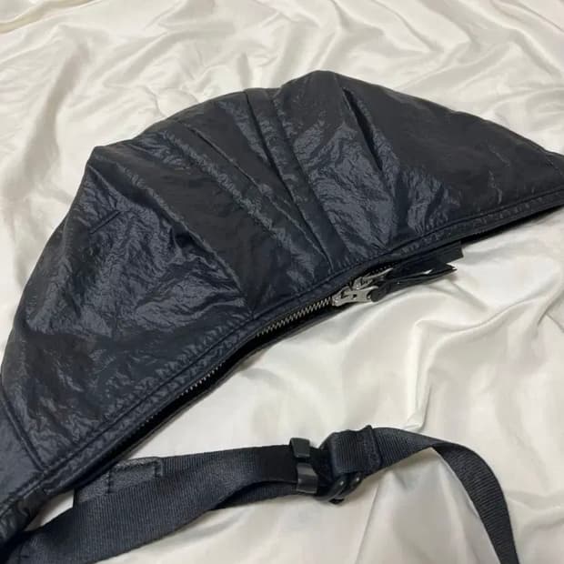 폴리테루 X 월스와일 무브먼트 카프백 블랙 나일론