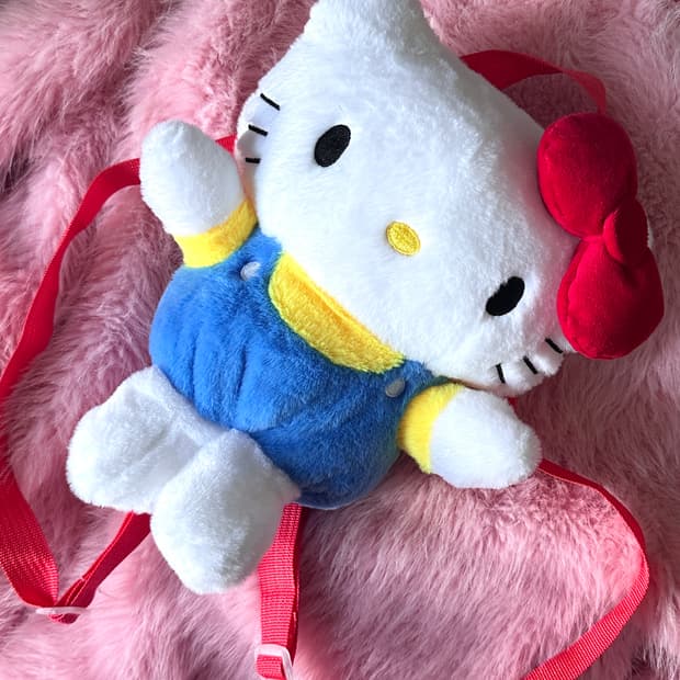 오리지널 헬로키티 백팩 🐈‍⬛