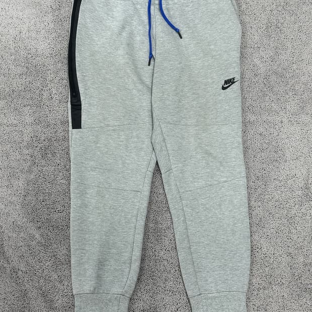 (L) 나이키 테크팩 조거 팬츠 그레이