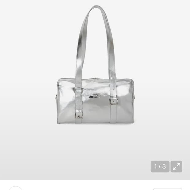 와이이이엘 PLAQUE BELT TOTE BAG