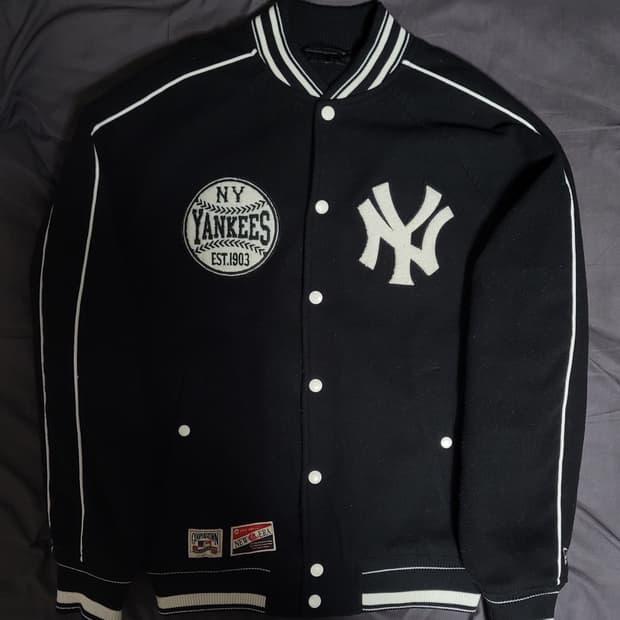 뉴에라 뉴욕양키즈 신슐레이트 야구 봄버점퍼 m