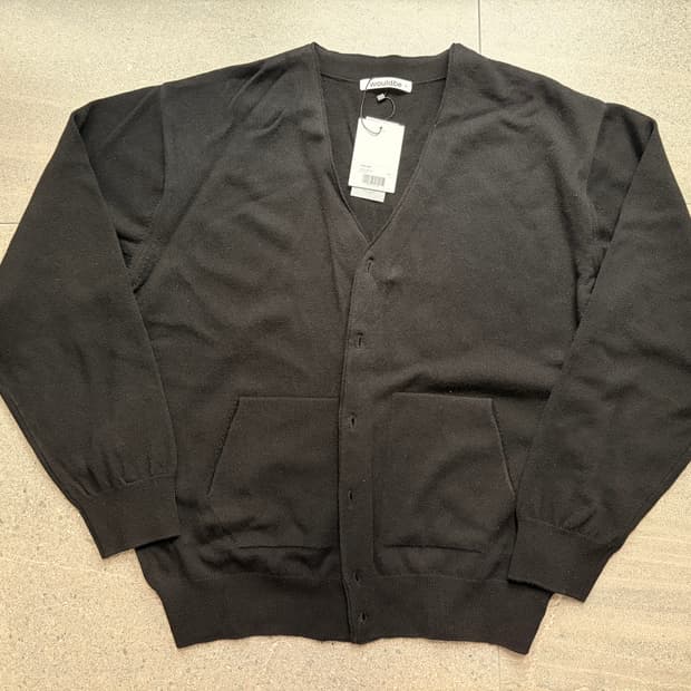 우드비 베이커 가디건 블랙