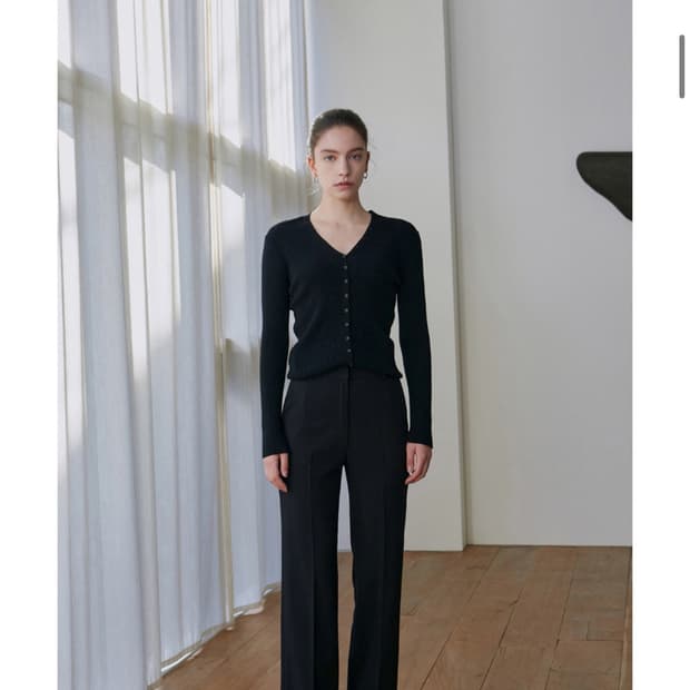 닉앤니콜 BUTTON SLIM KNIT CARDIGAN