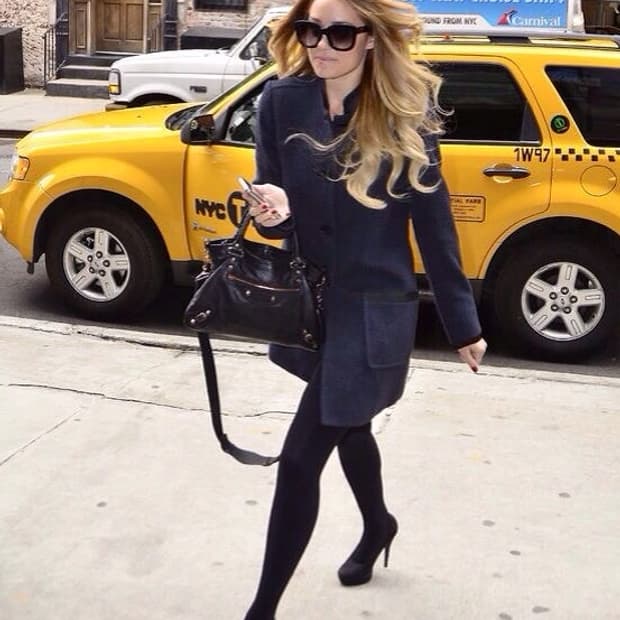 발렌시아가 모터백 다크그레이 s사이즈 상태 A+